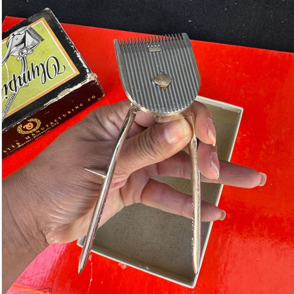 vintage John Oster Olympic manual hair clipper green black art deco graphic box